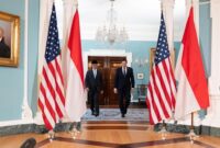 Menteri Luar Negeri RI, Sugiono dengan Menlu AS, Marco Rubio. (Dok. kemlu.go.id)