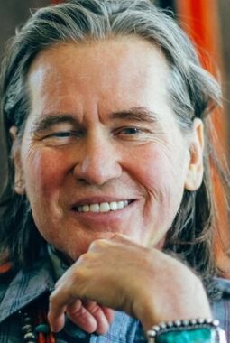 Aktor Kenamaan Hollywood Val Kilmer Meningga di Los Angeles, Pernah Jadi Pemeran Utama ‘Batman’