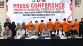 Polisi tangkap 11 pelaku TPPO di Bandara Soetta, sindikat gunakan medsos untuk jebak korban. (Dok. Polres Bandara Soetta)