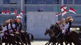 Presiden Republik Indonesia Prabowo Subianto di upacara penuh makna di halaman Istana Palácio do Planalto. (Dok. Tim Media Prabowo)