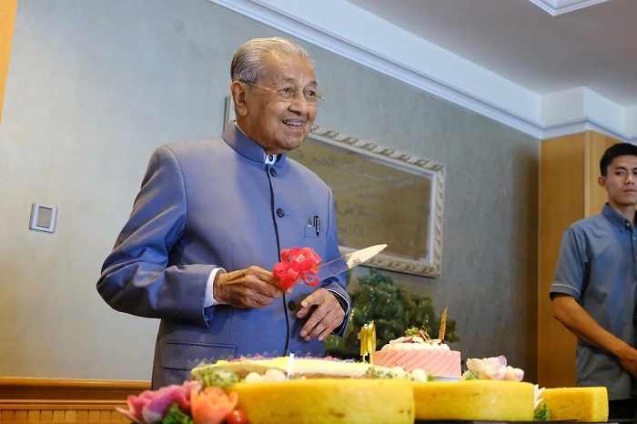 Mahatir Mohamad, mantan Perdana Menteri Malaysi. (Instagram.com @chedetofficial)